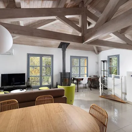 Maison Nicoise, Jardin, Piscine, Parking Double Willa *